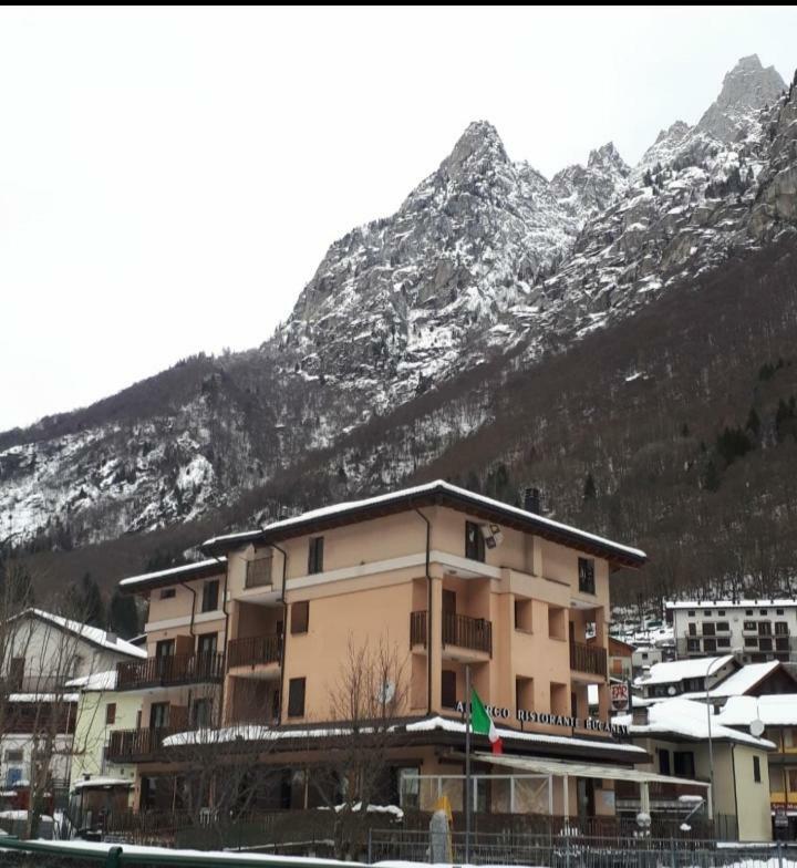 Hotel Ristorante Bucaneve San Martino  Extérieur photo